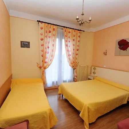 Grand De L'europe Hotel 2*